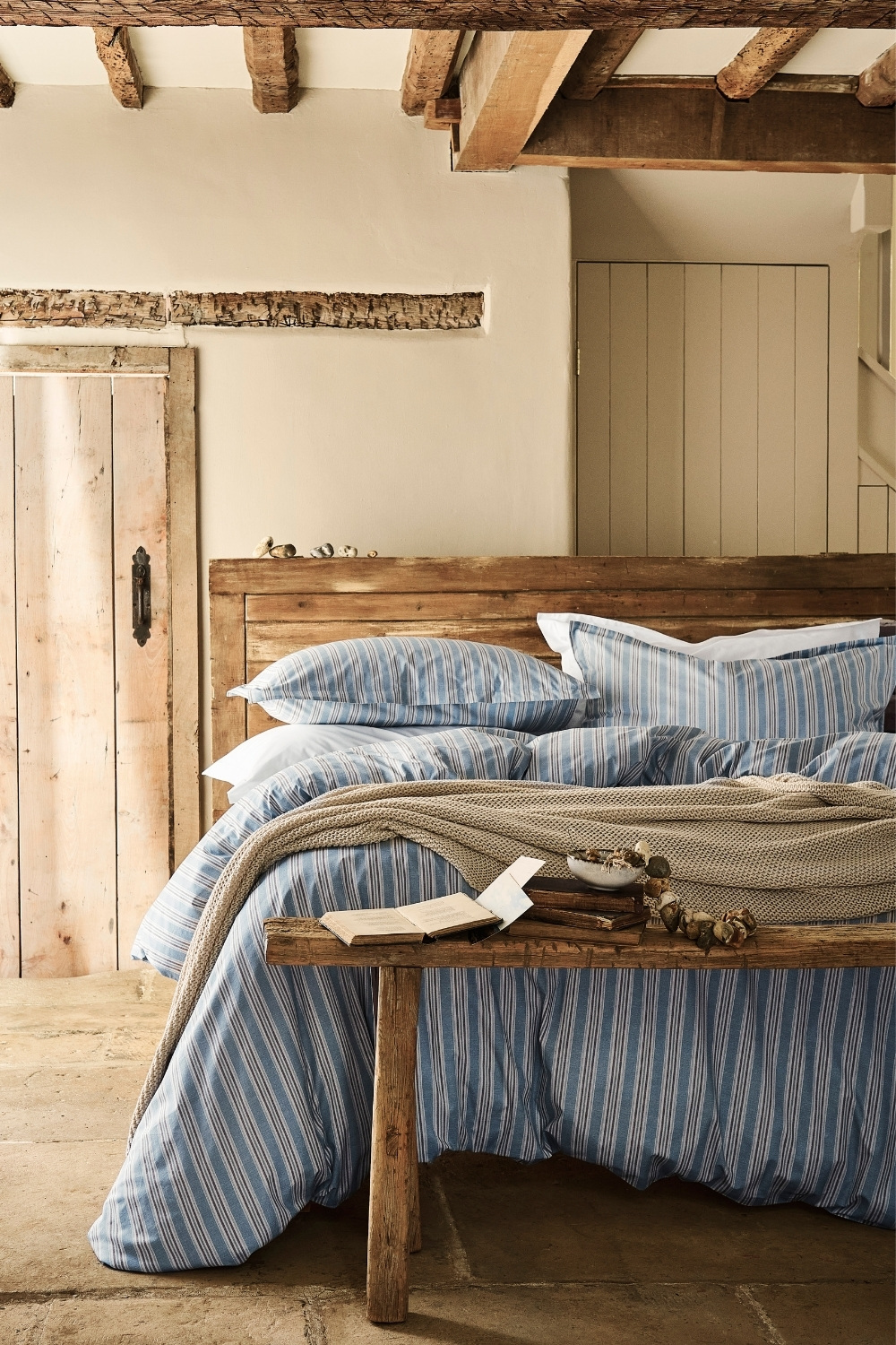 An Expert’s Guide To Summer Bedding
