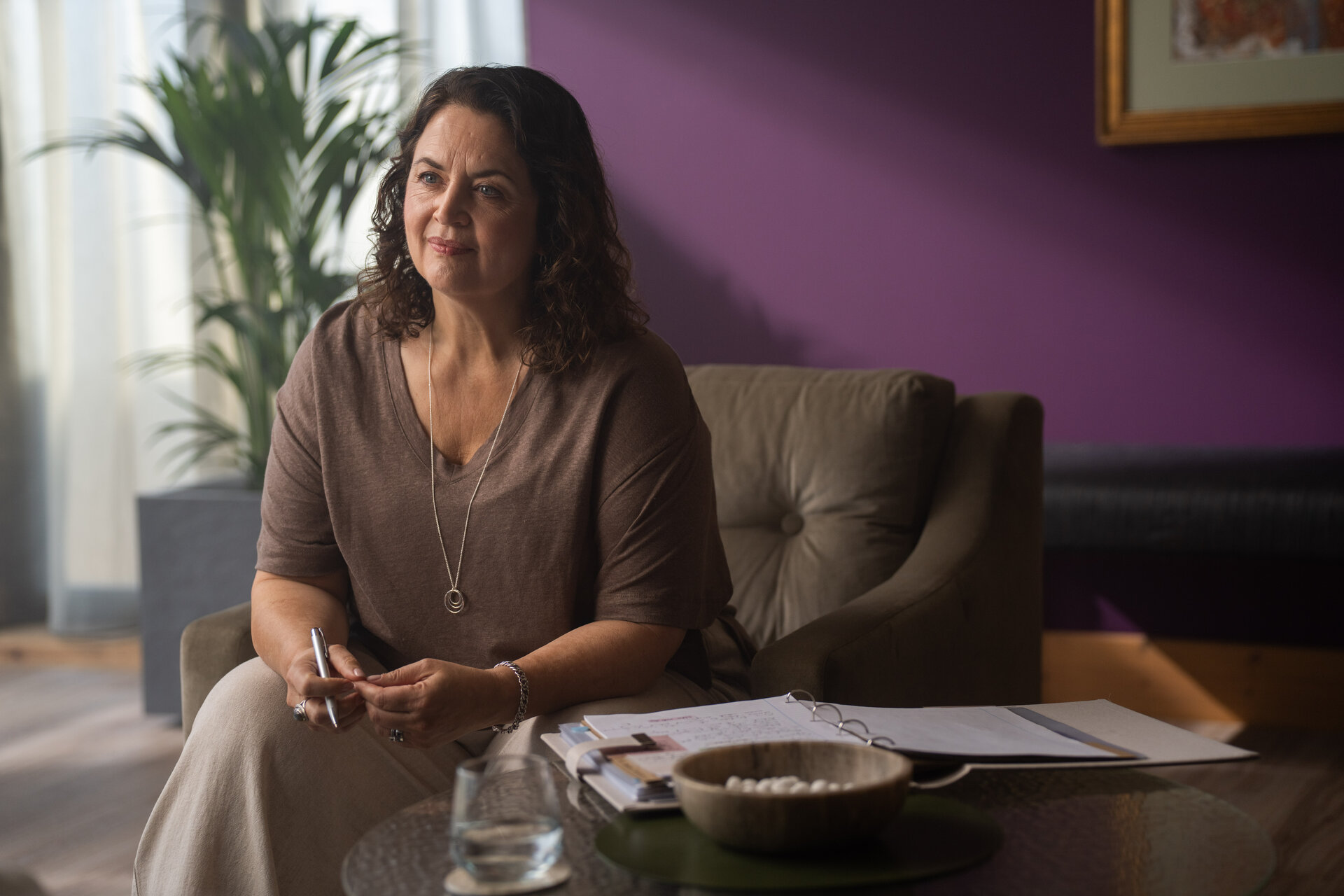 Mel (RUTH JONES) in The Rapture.