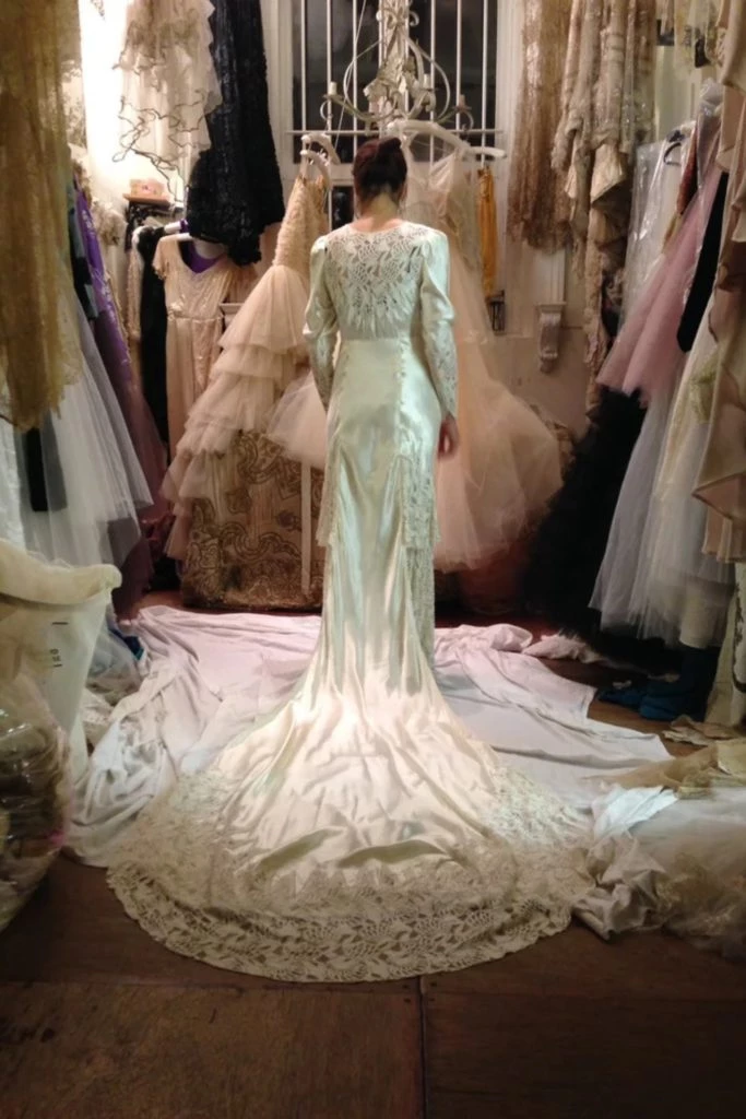 Something Old: How To Buy A Vintage Wedding Dress