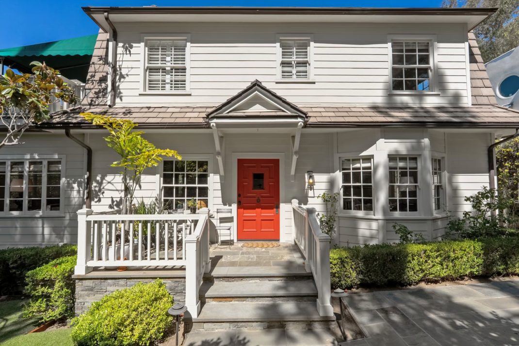 Mamma Mia! Amanda Seyfried’s Hollywood Hills Home Hits The Market